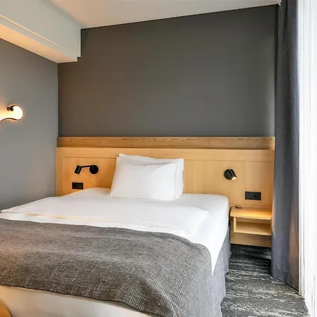 Hotel Western
