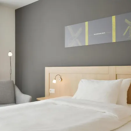Western Hotel 4*